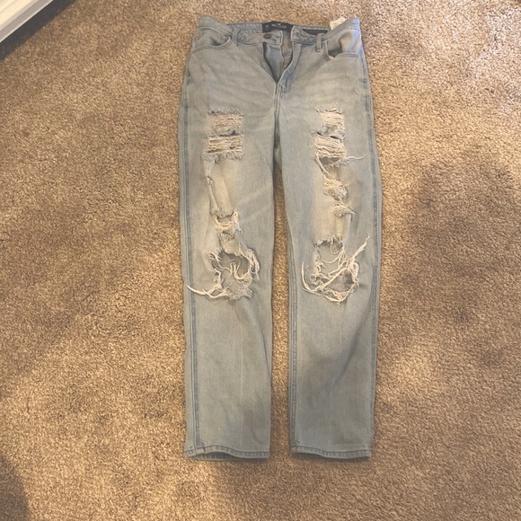 Hollister Mom Jeans - Picture 1 of 2